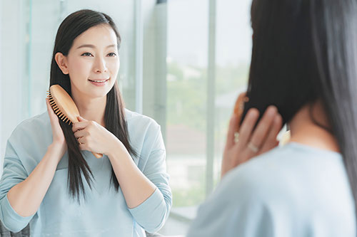 水で寝ぐせ直しはNG？意外と知らないヘアミストの使い方