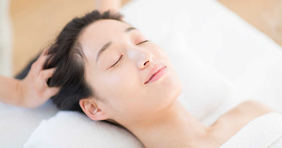 髪だけじゃない ヘッドスパの効果とは Beauty きれいのヒント ラサーナ ブランドサイト